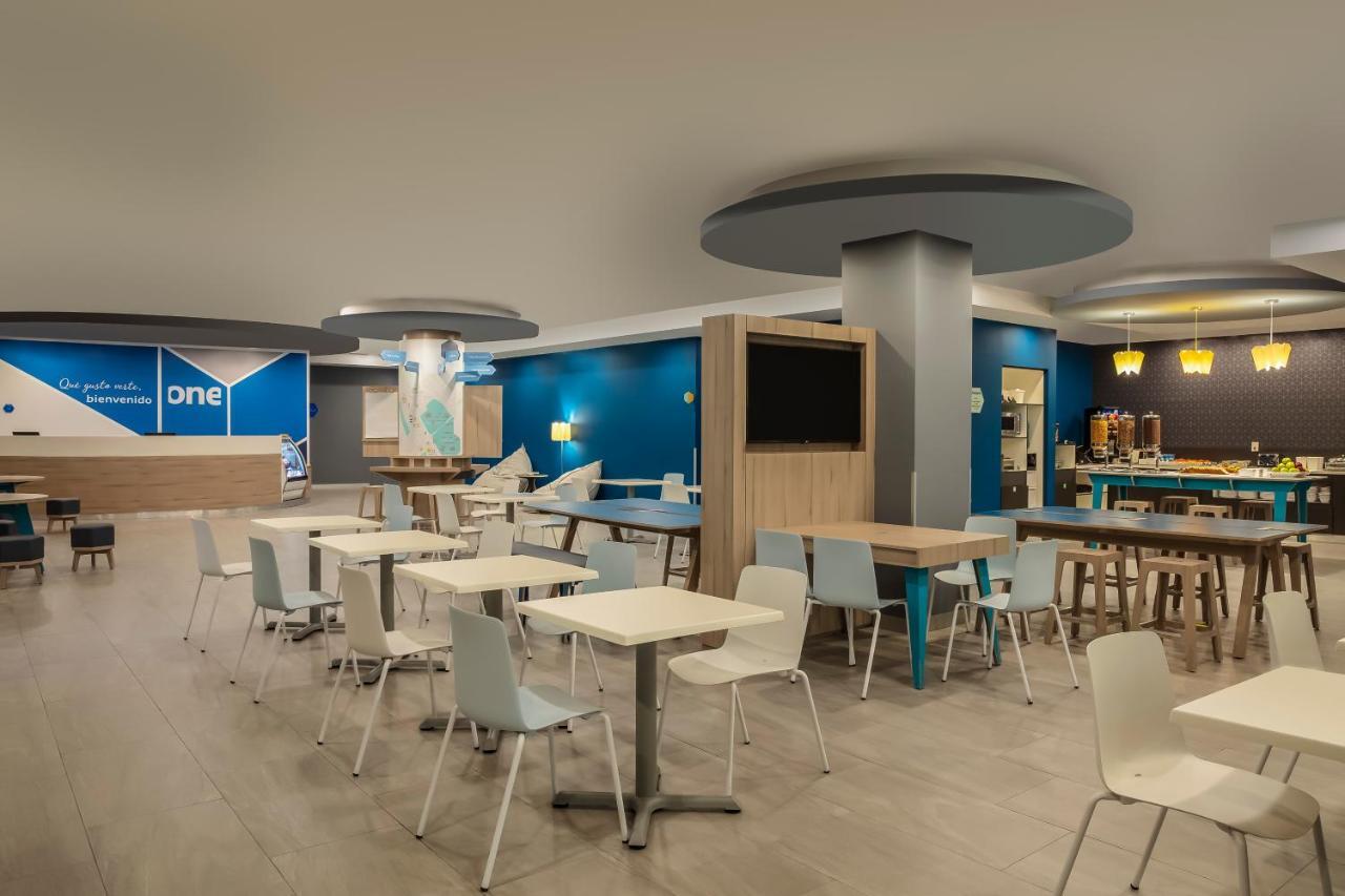 One Monterrey Tecnologico Hotel Eksteriør billede