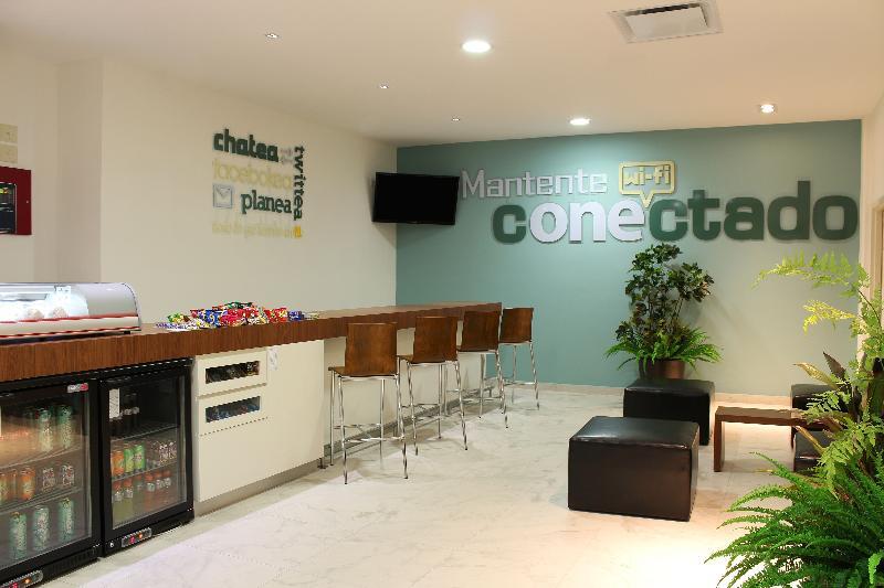 One Monterrey Tecnologico Hotel Eksteriør billede